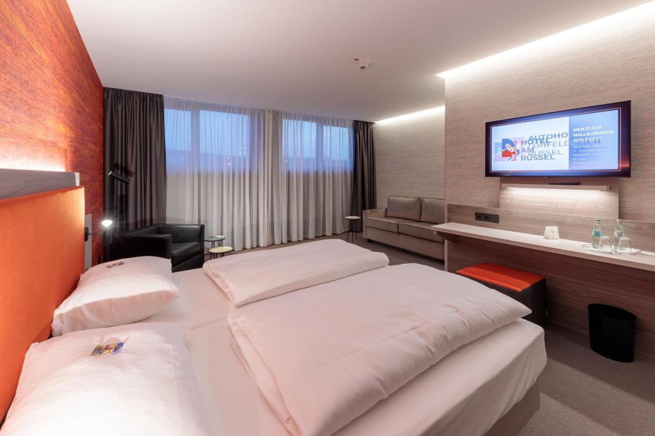 Hotel Am Ruessel Lohfelden Extérieur photo